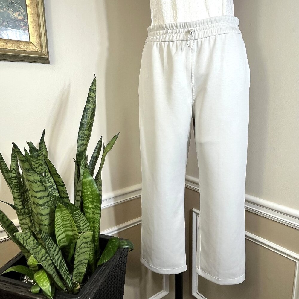 Lululemon Brushed Softstreme High Rise Straight Leg Cropped Pant Ivory Size 8
